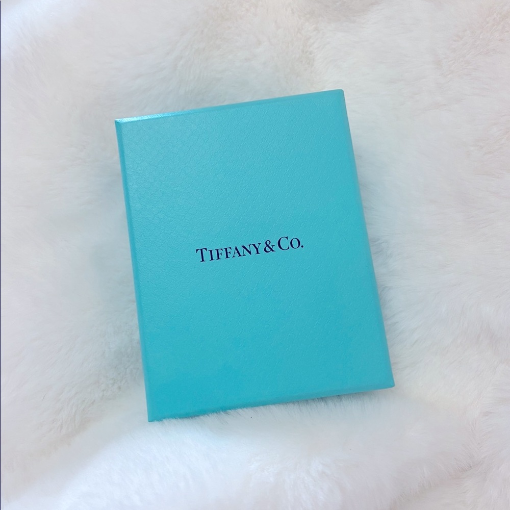 Tiffany & Co 18k gold necklace